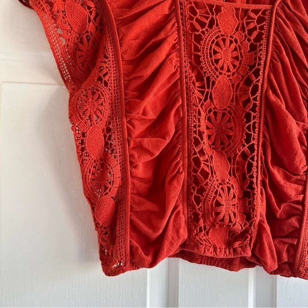Free People A Little Secret Lace Boho Top Size‎ Small